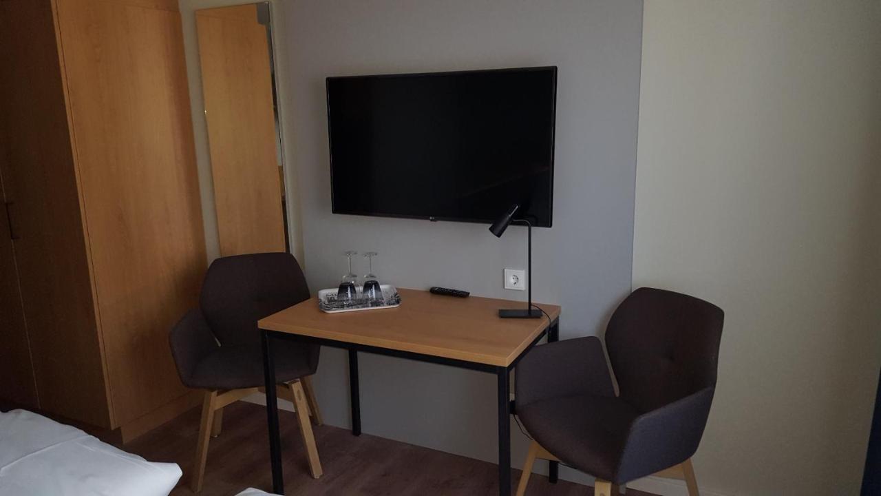 Amh-Wohnen Auf Zeit Aparthotel Grossdorf  Ngoại thất bức ảnh